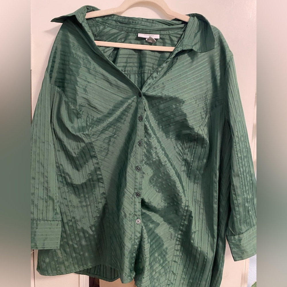 dressbarn Green Button Down Shirt